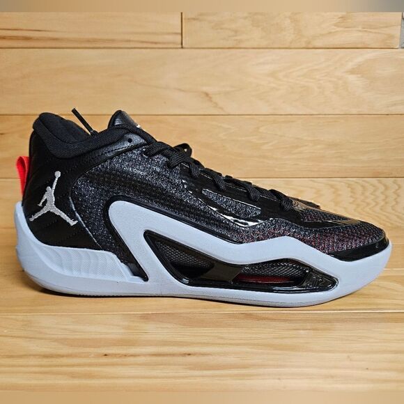 Jordan Tatum 1  Old School Size 10  Black Silver Mens Basketball Shoe DZ3323-001 - Picture 1 of 11